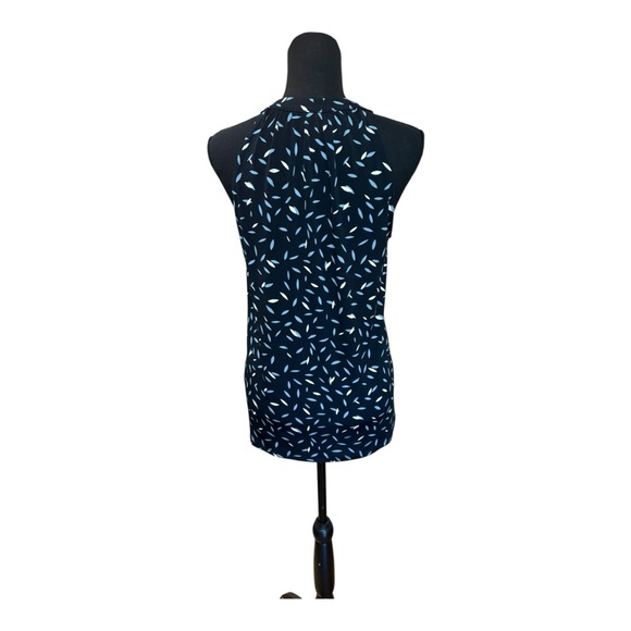 Banana Republic Black and White Sleeveless Top - Picture 2 of 5